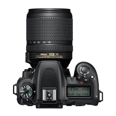 Nikon D7500 + 18-140mm Kit